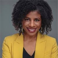 Tracy Peace's Instagram, Twitter & Facebook