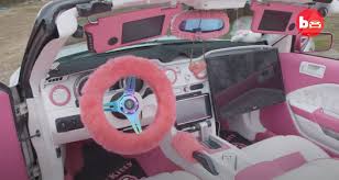 Pink heart shaped steering wheel. From Pony To Pussy The Hello Kitty Ford Mustang Exists And It S Glorious Autoevolution