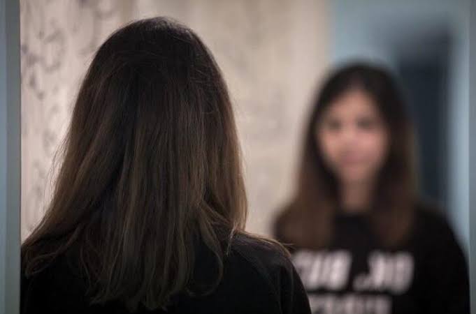 SUICIDIO ADOLESCENTE