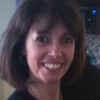 Cold Feet (Stella Lavender Mystery, #1) by Karen Pullen