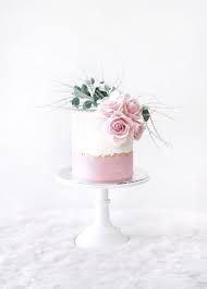 How to make mini flower cakes. Buttercream Cake With Fresh Flowers Fresh Flower Cake Flower Cake Design Floral Cake