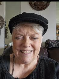 Hi ! My name is Angie and I am about to have my 76th birthday. I am a  retired kindergarten teacher from Milwaukee. For years, hubbie and I  collected then sold antiques.