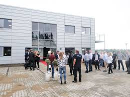 Hss engineers bhd, whose listing status was transferred to the main market a week ago, has seen its share price nearly tripling to rm1.13 in the past nine months alone. Hss Engineering New Headquarters Hss Engineering