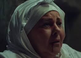 شاركت الفنانة إيمي سمير غانم جمهورها بصورة لوالديها الفنان الراحل سمير غانم والفنانة دلال عبد العزيز. Wwfsscgdoe4q3m