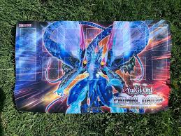 Wir möchten dazu in zwei kategorien unterscheiden Yugioh Spielmatte Kaufen Auf Ricardo