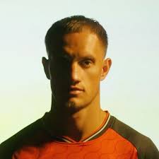 The newest member of our 💯 club. Reece Burke 🫶