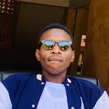 Heather Newkirk (@redhorsegal)