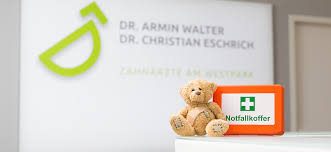 Bei lebensbedrohlichen notfällen rufen sie die integrierte leitstelle des rettungsdienstes und der feuerwehr an, telefon: Zahnarzt Notdienst Munchen Sendling Zahnarztlicher Notdienst Dr Armin Walter Dr Christian Eschrich Dr Gero Kaletka 81377 Munchen