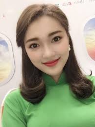 Tiết lộ về nữ PG xinh đẹp làm lu mờ dàn hoa khôi Kinh Bắc