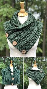 It is one of the four scarf tutorials on this. Knitting Pattern For Easy Convertible Rustic Neckwarmer Shoulder Cozy And Mini Poncho Easy Versat Quick Knits Cowl Knitting Pattern Scarf Knitting Patterns