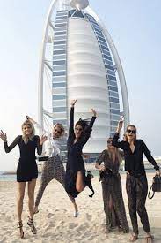 Thomas ovesen, the ceo of the company that was bringing gomez here in november, 117 live, has said that there are plans for the pop star to come to dubai as soon as possible: Selena Gomez Kendall Jenner Gigi Hadid In Dubai Teen Vogue