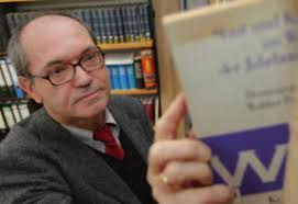 PROFIL Im Gespräch: IHK-Präsident Dr. Gerhard Vogel SUMMARY Expansion of  Business Information Systems continues NETZWERK Caree