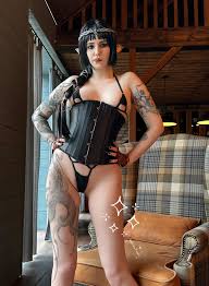 Shadowheart from Baldurs Gate 3 cosplay by (BakaFuwa)