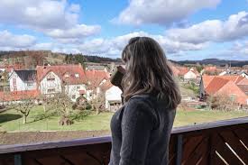 Eine geburt ist ein vollkommen natürlicher vorgang, der in nur wenigen … Warum Ich Von Zuhause Wegziehen Mochte Flying Sparks