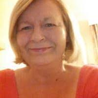 Tina Gower's Instagram, Twitter & Facebook