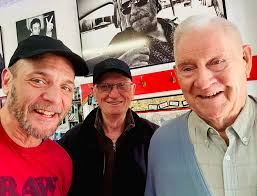 Looking for an impeccable cut? To the tune of your favourite music? From a  barber who enjoys and takes pride and time with his work? At a great price?  Call or text