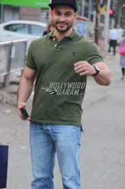 Kunal Khemu Spends Quality Time With Parents If you have your own one, just send us the image and we will show it on the. kunal khemu spends quality time with