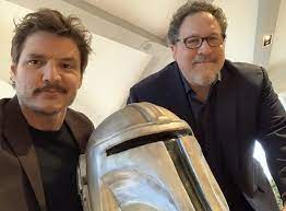 The Mandalorian On Twitter Pedro Pascal Mandalorian Disney Star Wars