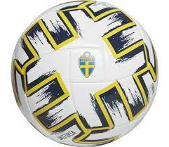 Köp svenska fotbollströjor på zalando och supporta sverige under årets kommande matcher! Adidas Clb Svff Fotboll White Yellow Nindig Kop Online Hos Intersport