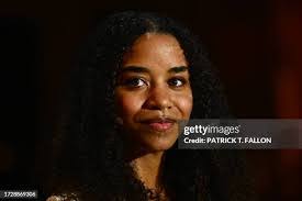 Elise Christian's Instagram, Twitter & Facebook