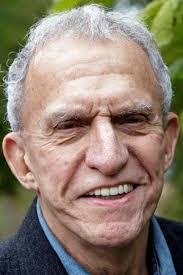 Sarah Marentette's Instagram, Twitter & Facebook