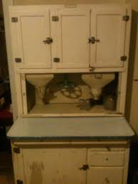 Antique sellers hoosier cabinet 1900 s indiana made with flour sifter. My 1929 Hoosier Beauty Cabinet Bought At An Auction Original Color Showing Through Of Old Ivory Originall Hoosier Cabinets Hoosier Cabinet Furniture Makeover