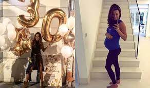 Pożeraczka burgera ❤️ #annalewandowska #anialewandowska #burger #burgerlover #lewandowska #anna #sesjazdjeciowa #sesja #kampania. Anna Lewandowska Jest W Ciazy Na Instagramie Pojawil Sie Tajemniczy Wpis