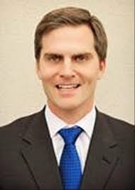 Comcast appoints Becker as sales director