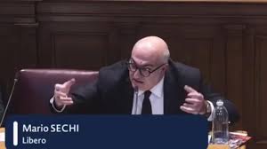 Quando pensi che si è toccato il fondo ma ancora non hai ascoltato Mario  Sechi: "A Gaza non ne ho visti tanti dimagriti. Pallywood racconta  menzogne. Israele ha vinto bene, con il massimo della forza. ...