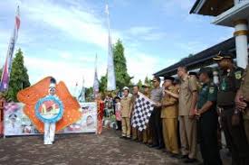 Berikut adalah daftar stasiun televisi lokal di indonesia.stasiun televisi lokal di indonesia terbagi menjadi stasiun televisi publik lokal (sebagai lembaga penyiaran publik lokal atau lppl), stasiun televisi swasta lokal, dan stasiun televisi komunitas. Asisten L Pemda Bengkulu Selatan Lepas Peserta Lomba Drumband Advertorial Bengkulu Selatan Daerah Headline Mitratoday
