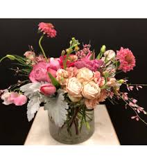 Arlington florist & gift shoppe provides flower and gift delivery to the arlington, tn area. Modern Flower Arrangements Company Flowers Gifts Too Arlington Va Florist
