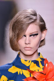As we enter in the 2015 fall season we've noticed that bob haircuts are well on the menu. Runway Inspired Stylish Short Hairstyles For Fall 2014