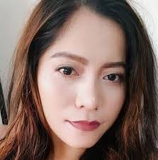 Esther Conrad's Instagram, Twitter & Facebook