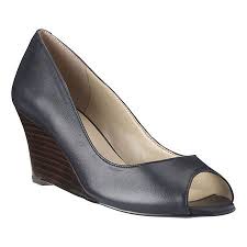 Free shipping on orders over $100. Pin On Navy Heels For M