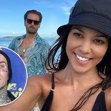 Travis barker married his longtime girlfriend melissa kennedy in september 2001, and they divorced less than a year later. Kourtney Kardashian S Ex Scott Disick Not Surprised Reality Star Is Dating Musician Travis Barker 9celebrity
