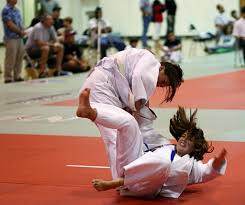 Apr 08, 2021 · 米大リーグ・エンゼルスの大谷翔平投手は6日（日本時間7日）、アストロズ戦に「2番・指名打者」で先発出場し、4打数2安打1得点だった。マイク・トラウト外野手の2号2ランを二塁走者として見送った様子の動画を、mlb公式サイトの動画コーナー「cut4」が公開。米ファンから「打球に手を振った. ä¸€æœ¬ Wikipedia