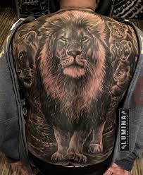 Everyone To Eat But Few Are Willing To Hunt Lion Family Done One Session Lumina Tattoo Studio By Dode Lumi Mens Lion Tattoo Back Piece Tattoo Men Lion Tattoo