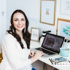 Learn How To Become An Interior Designer In 90 Days No Degree Needed In This 12 Week Course Natalie Will Teach You How To Make In 2020 Interior Design For Beginners