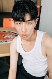 Kelly Hsu's Instagram, Twitter & Facebook