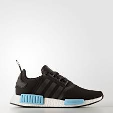 Nmd schuhe aus der adidas kollektion sind weltweit für ihre klassische form mit einer klar geschnittenen silhouette und futuristischen elementen bekannt. Adidas Nmd R1 Herren Weiss Schwarz