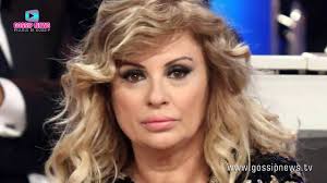 Ritorna da lunedì 10 settembre 2018 l'amatissimo appuntamento con uomini e donne di maria de filippi e tutti i fan sono in trepidazione per sapere che cosa succederà già a partire dalla prima puntata di uomini e donne 2018. Uomini E Donne Puntata Di Oggi 18 Settembre 2018 Barbara De Santi Ci Prova Con Riccardo Guarnieri Youtube