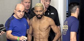 Moreno, meanwhile, is coming off a majority draw draw against deiveson figueiredo on december 12, 2020 at ufc 256: Jplphpzzjqowlm