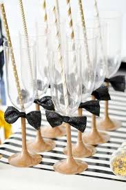 Che non significa chiudersi in casa a rimuginare sulle. Idee Per Un Capodanno In Casa Feste Di Compleanno Uomo Idee Per Feste A Tema Idee Per Feste