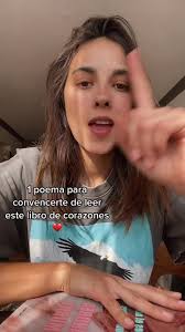 Un poema para convencerte de leer este libro de poesía: A veces el amor es  un cactus de @andreamurielyo