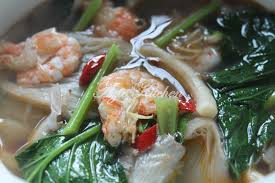 Ada kami beritahu tips dan resepi penuh. Sup Cendawan Tiram Dengan Sayur Sawi Azie Kitchen