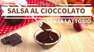 La crema al latte condensato senza cottura è una crema dolce semplice e veloce da preparare, che contiene 2 ingredienti, panna montata e latte condensato. Salsa Al Cioccolato Senza Lattosio Bimby Tm5 Tm31 Tm6 Thermomix Youtube
