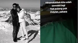 Jenazah dylan diterbangkan pagi tadi menggunakan pesawat. Dylan Sahara Ditemukan Meninggal Dunia Manajemen Ungkap Kondisi Ifan Seventeen Tribun Style Line Today