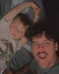 Drew Collins (@collinsdreww) • Fotos y videos de Instagram