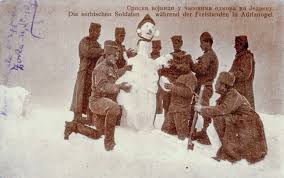 Serbian soldiers building a snow man, Edirne, first Balkan war, c. 1912  [1600x1002] : rHistoryPorn