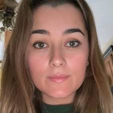 I asked one last time if I should tattoo my face 😅😅